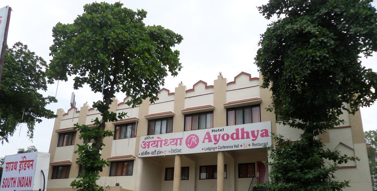 Hotel Ayodhya นาชิก ภายนอก รูปภาพ